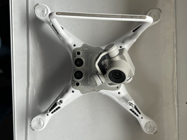 reparation_dji_phantom4pro_ (3)