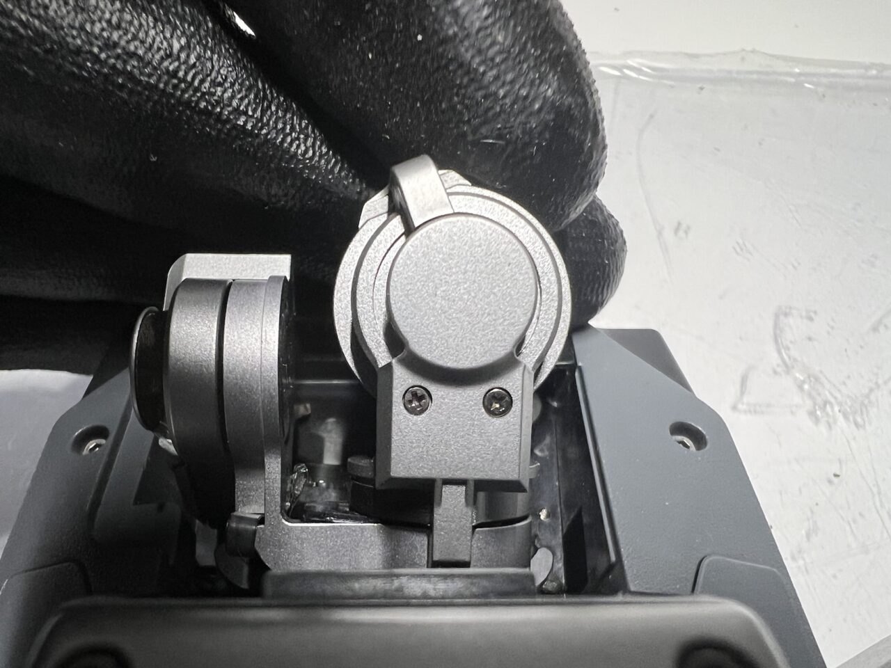 dji_mavic_pro_surtension-gimbal (1) dji_mavic_pro_surtension-gimbal (1)